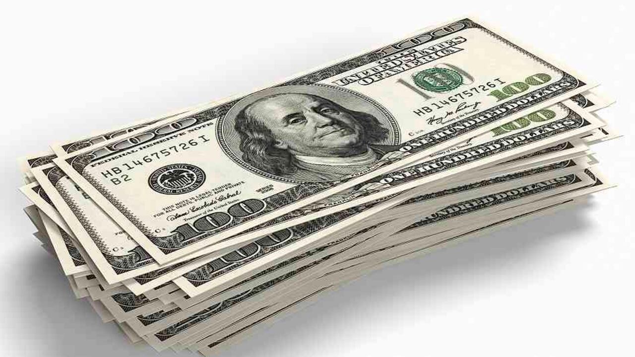 Analistas ven presiones bajistas para el dólar en lo que queda de 2020