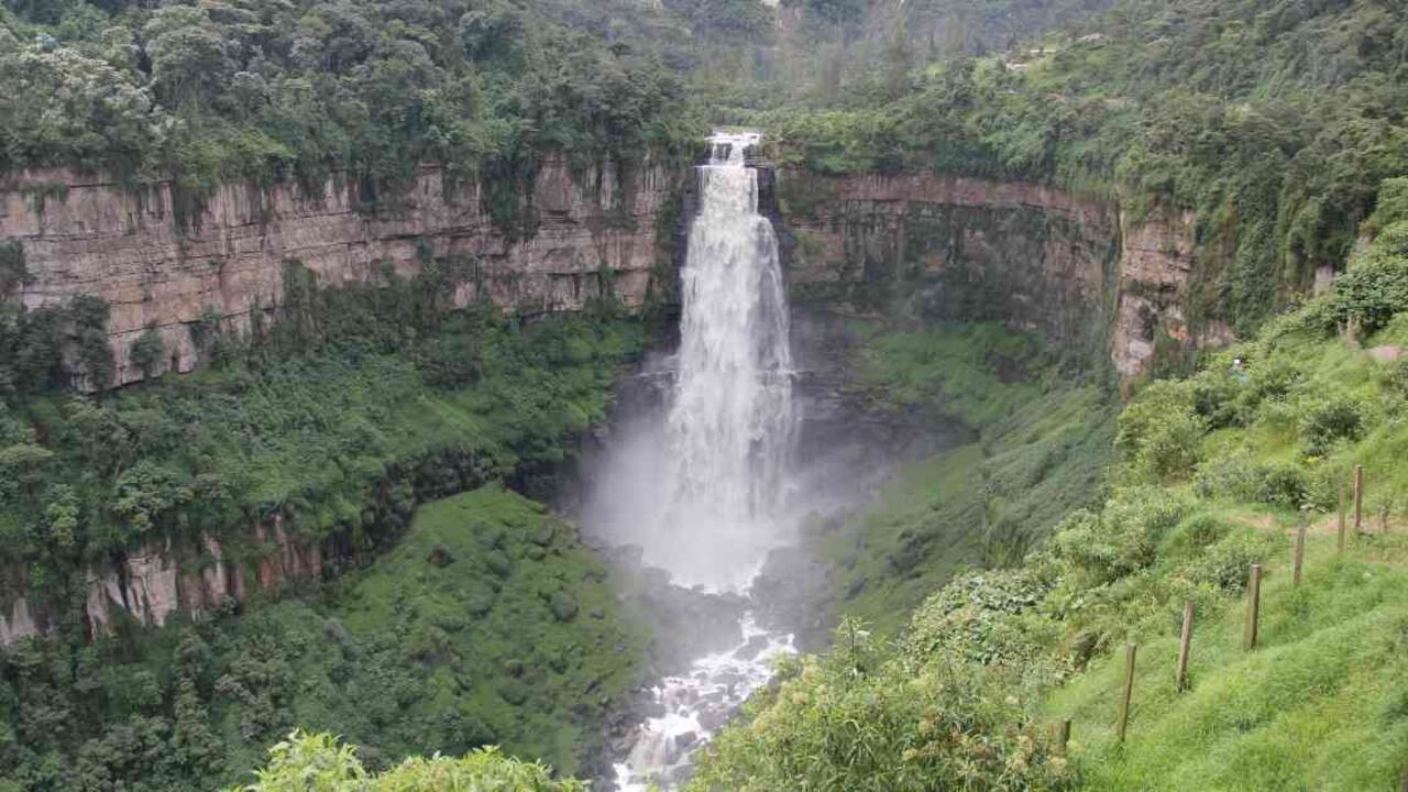 La majestuosa caída del Salto del Tequendama y su área boscosa fueron declaradas como patrimonio natural del país. Foto: Nicolás Acevedo Ortiz..
