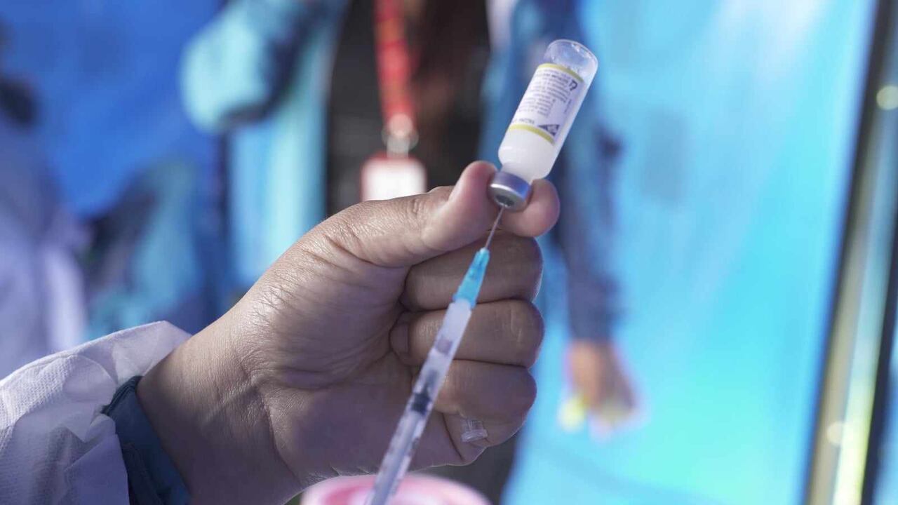 Hay biológicos disponibles como polio, pentavalente, triple viral, fiebre amarilla, VPH, sarampión – rubéola,
tosferina, contra Covid-19