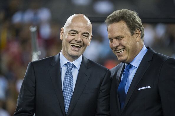 Gianni Infantino y Ramón Jesurún reciben críticas por dicho nombramiento en FIFA