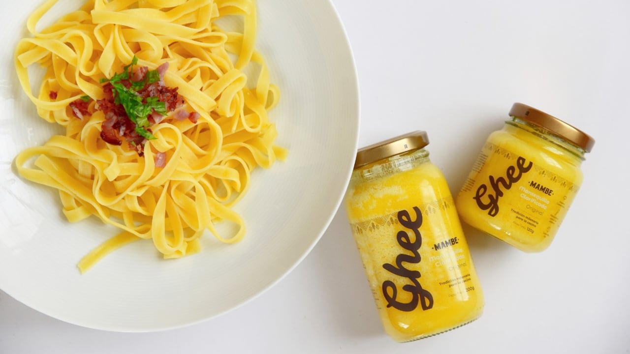 Rica en omega 3, vitaminas y antioxidantes, Ghee Mambe es una mantequilla clarificada que no contiene caseína, lactosa ni agua.