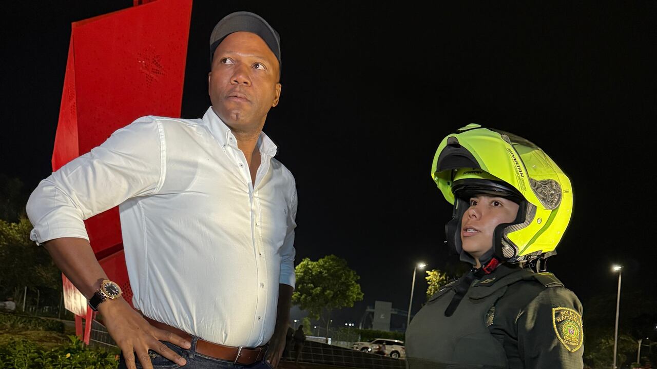 Víctor Ramos, alcalde de Palmira, en el lanzamiento del plan avispa de seguridad.