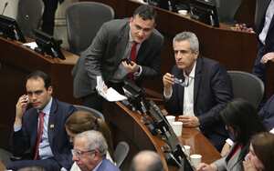 Poder. Reforma pensional debate en su segundo debate en el senado. Foto Guillermo Torres.