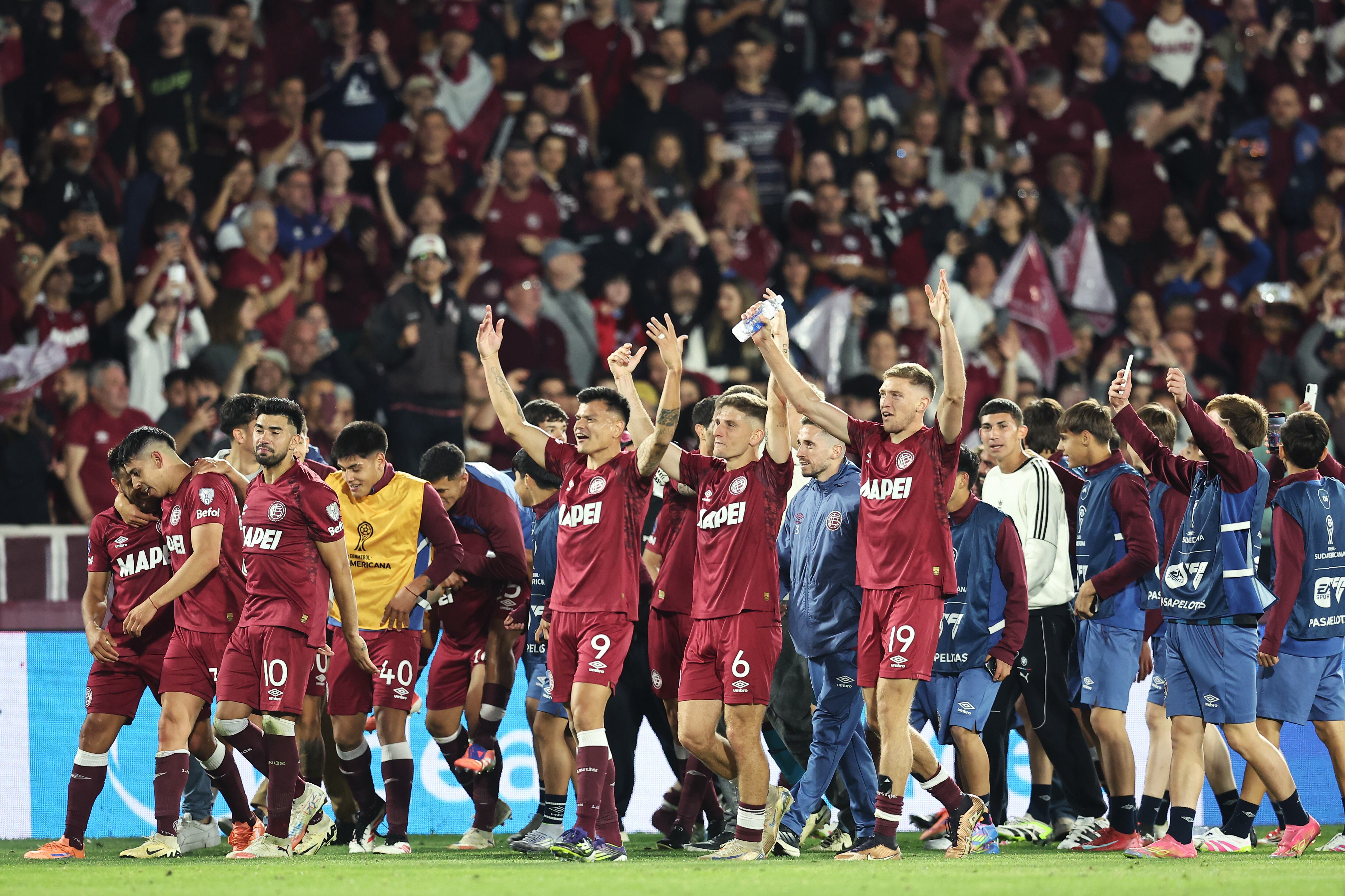 Locura de Lanús: pasó a la gran final de la Copa Sudamericana 2025.