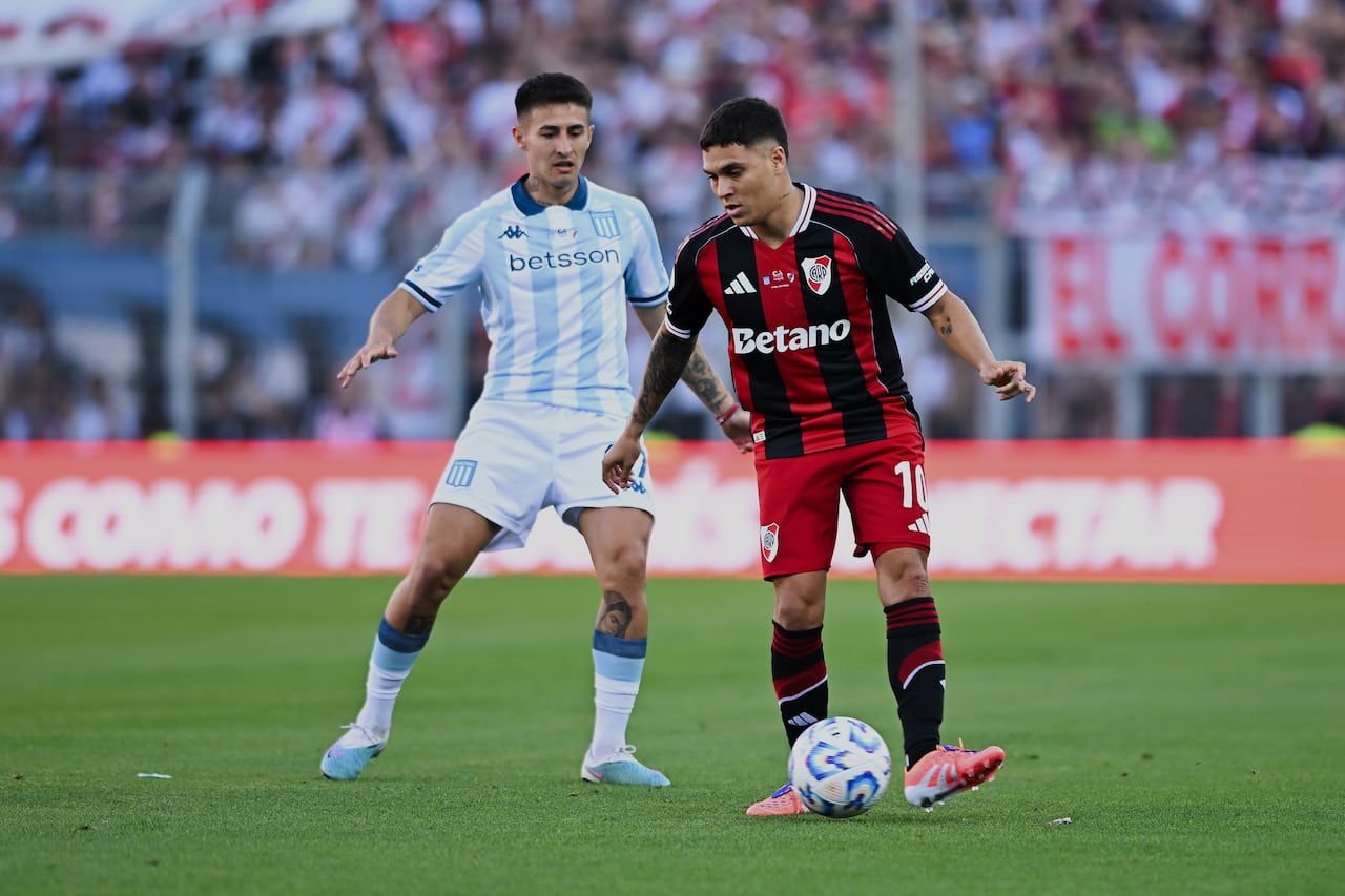 Juan Fernando Quintero en el River Plate vs. Racing por Copa Argentina.