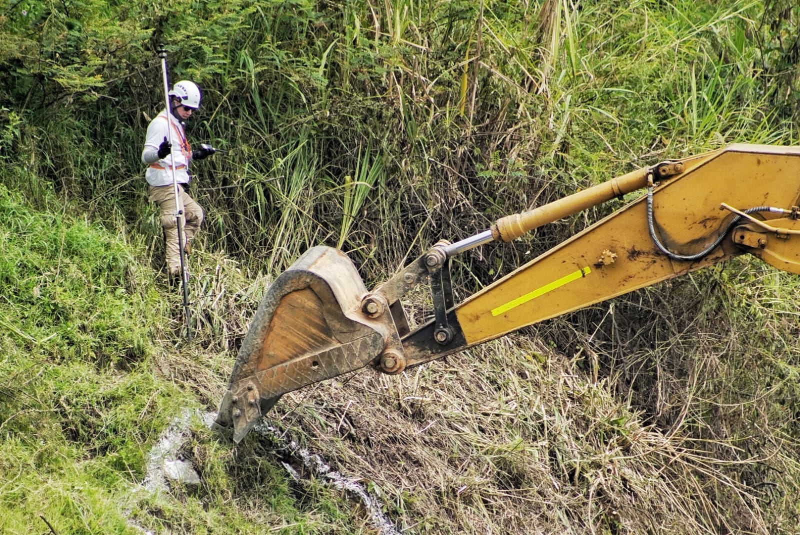 Trabajos en La Escombrera Medellín.