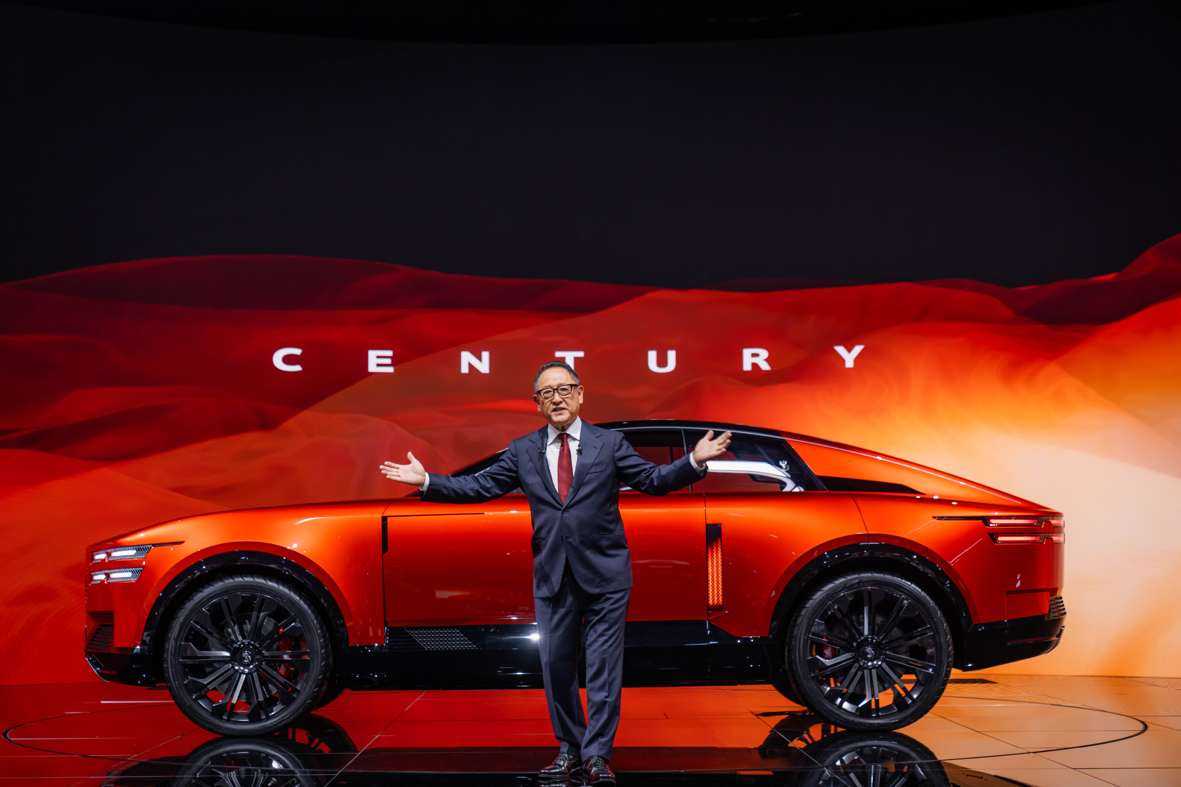 Las primeras unidades de Century llegarán a Japón en 2 años.