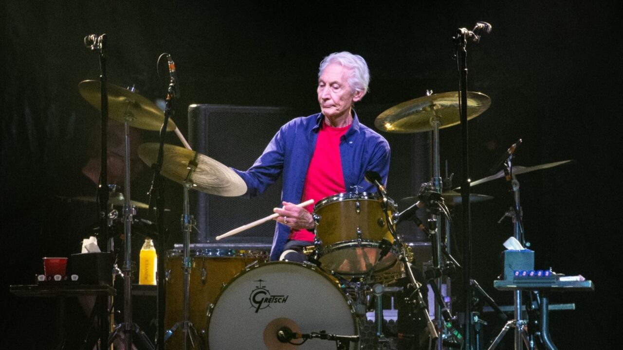 Charlie Watts, baterista de los Rolling Stones, en 2019. (Photo by SUZANNE CORDEIRO / AFP)