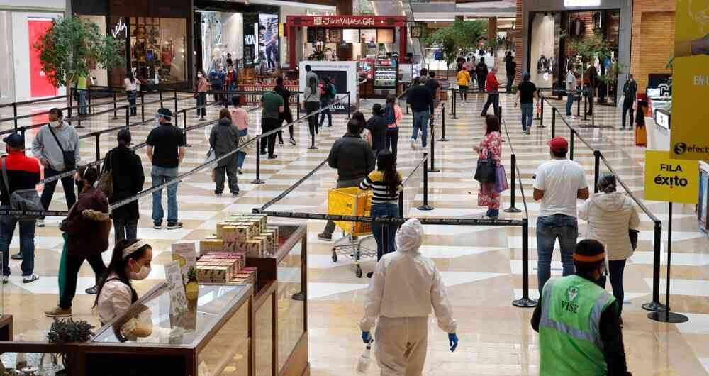 Solo este domingo, Bogotá registró más de 3.000 casos, que suman a los más de 4.000 que se presentaron el sábado y que pusieron en alerta nuevamente a las autoridades distritales.