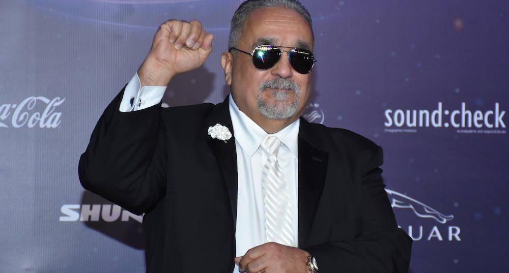 El cantante lanzó un ácido y jocoso comentario en redes sociales.