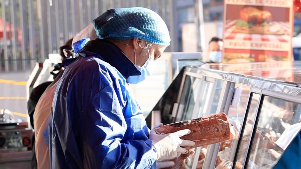 Más de 1.800 kilos de alimentos en mal estado fueron incautados en Bogotá