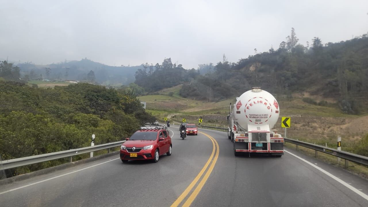 Fluye sin contratiempos la movilidad por la vía al Llano.