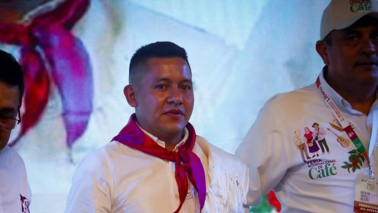 Jorge Elías Rojas Vásquez, caficultor rompió el récord de venta de café en la 3a Feria Internacional de Café con su marca La Roca.