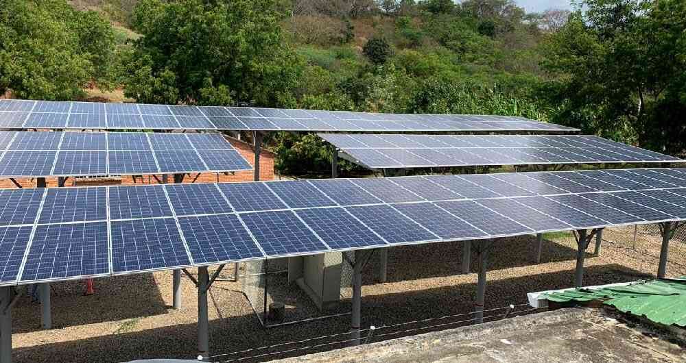 Con Flux Terpel, la compaía también está presente en la generación de energía solar en hogares, empresas e industria.