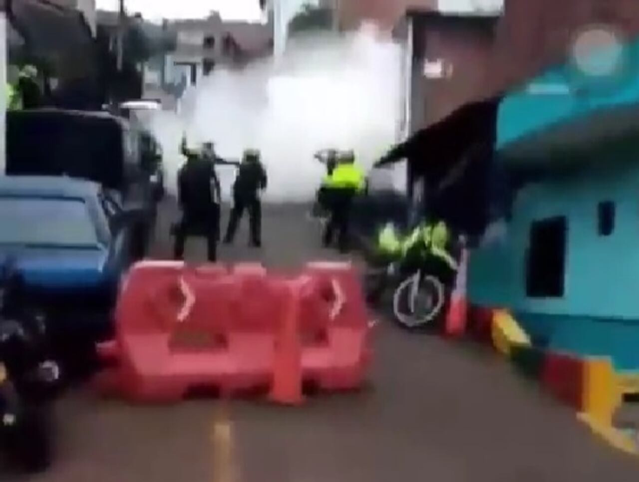 De los 55 presos que había en la estación La Sultana escaparon diez.