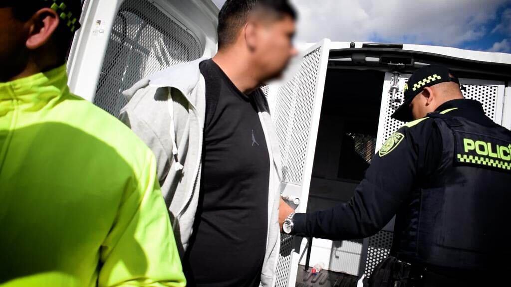 La persona capturada tenía en su poder dos celulares reportados como robados,