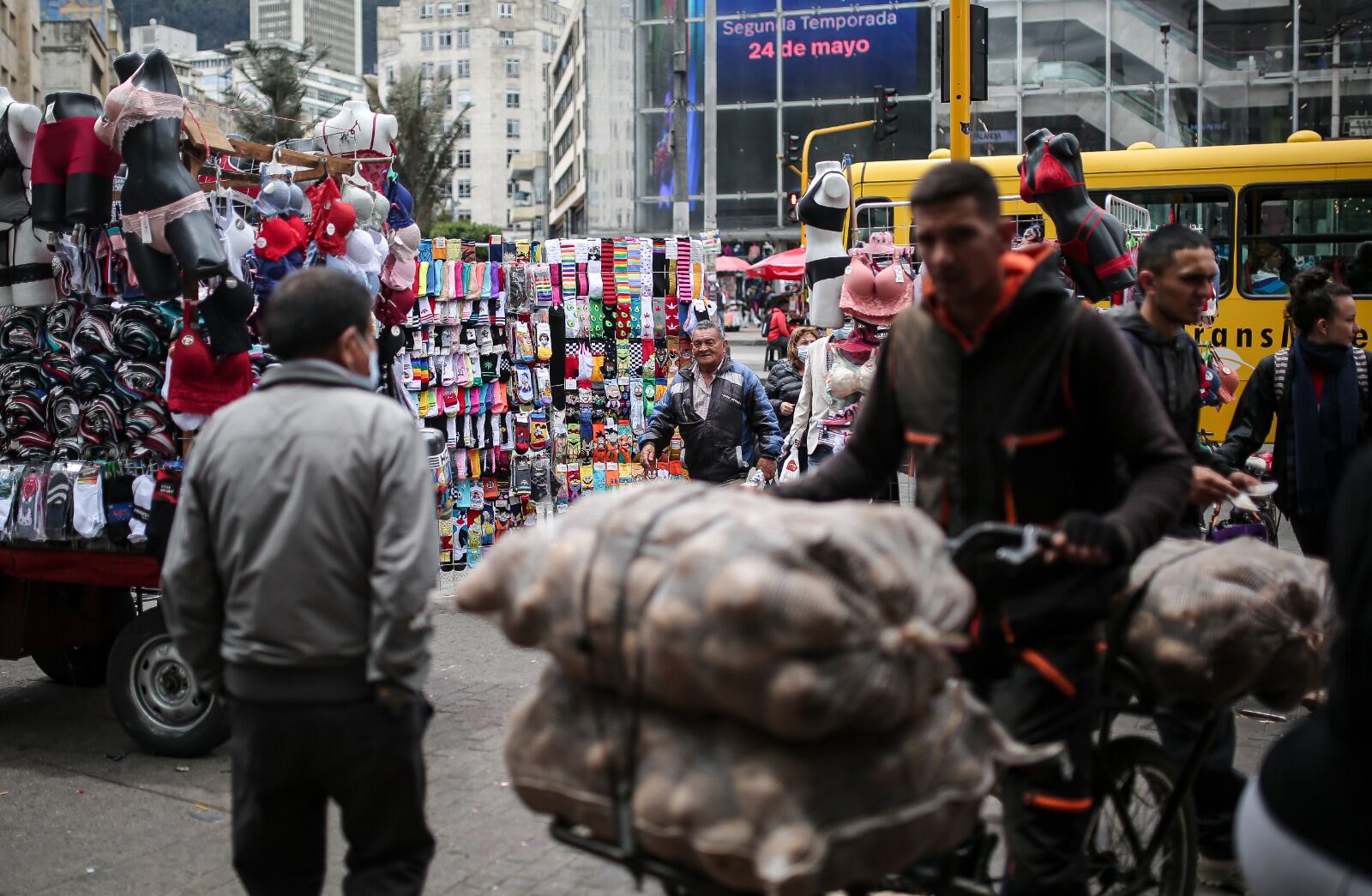 Espacio Público/ vendedores ambulantes