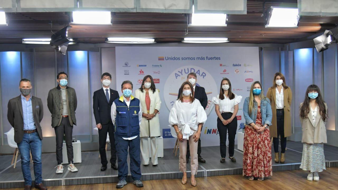‘Ayudar Nos Hace Bien’ es una campaña liderada por la primera dama y el Gobierno Nacional.