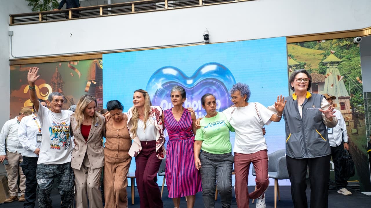 Jornada de entrega de subsidios de Colombia Mayor en Medellín.