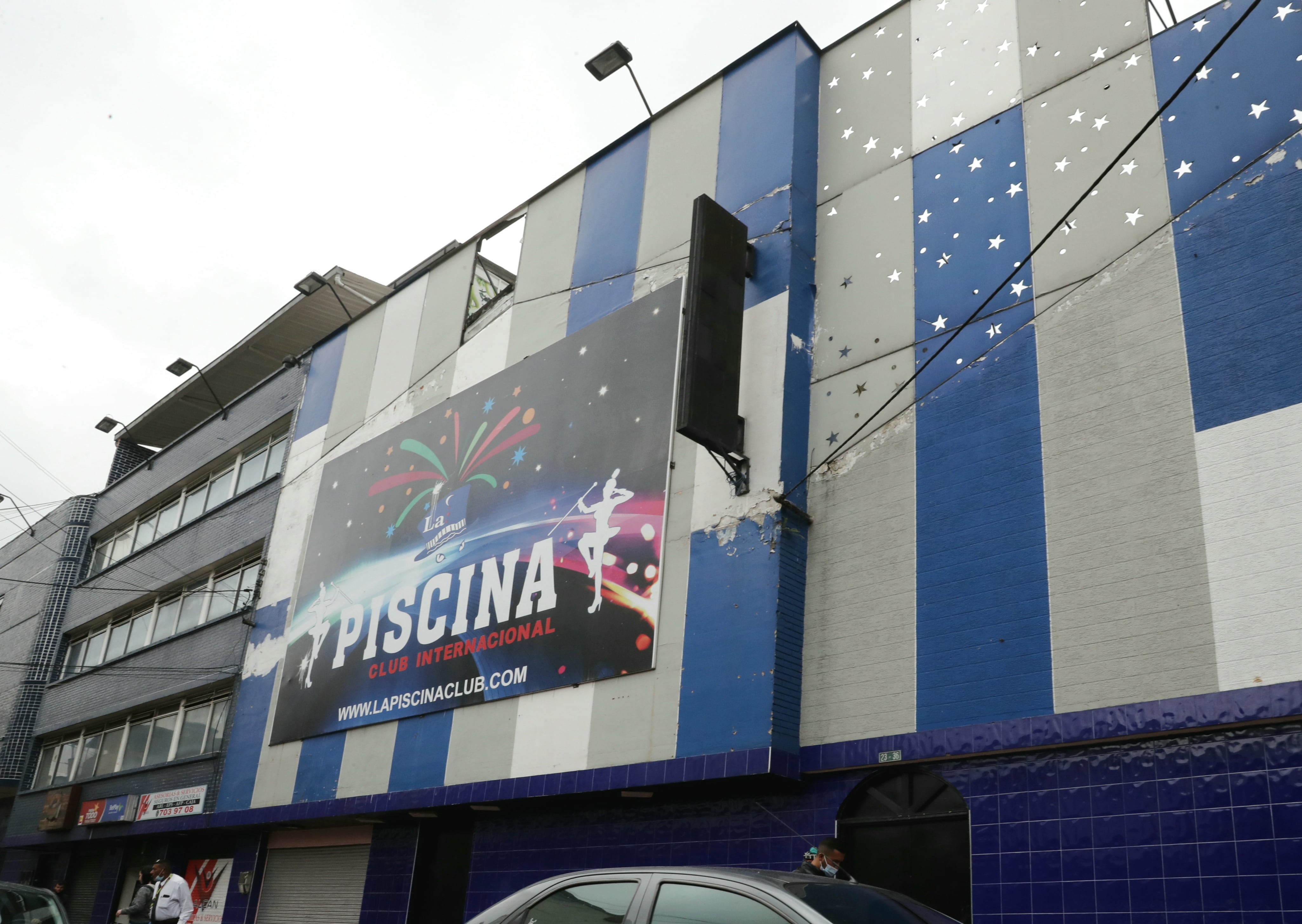 La Piscina con el sello extinción de dominio