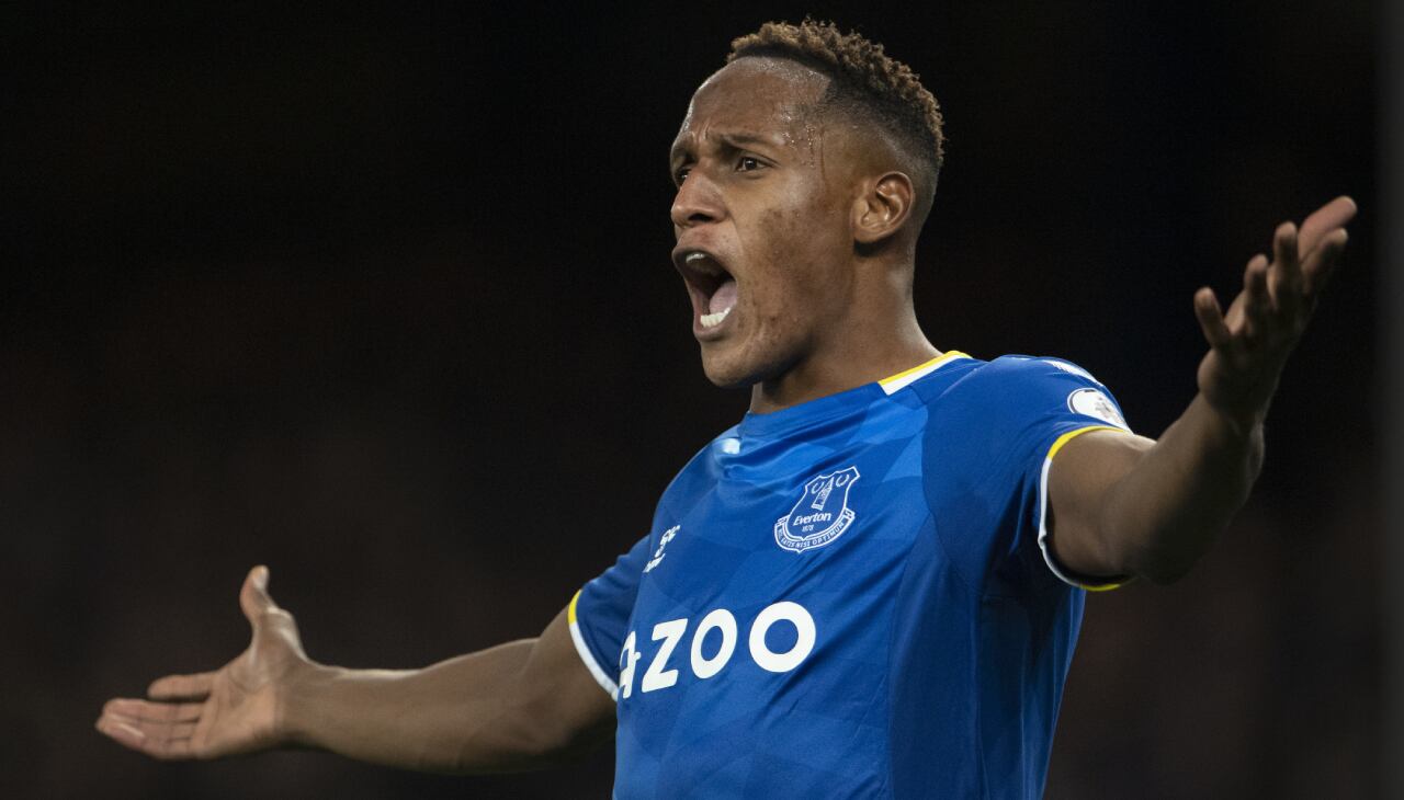 Yerry Mina en el juego de Premier League ante Burnley