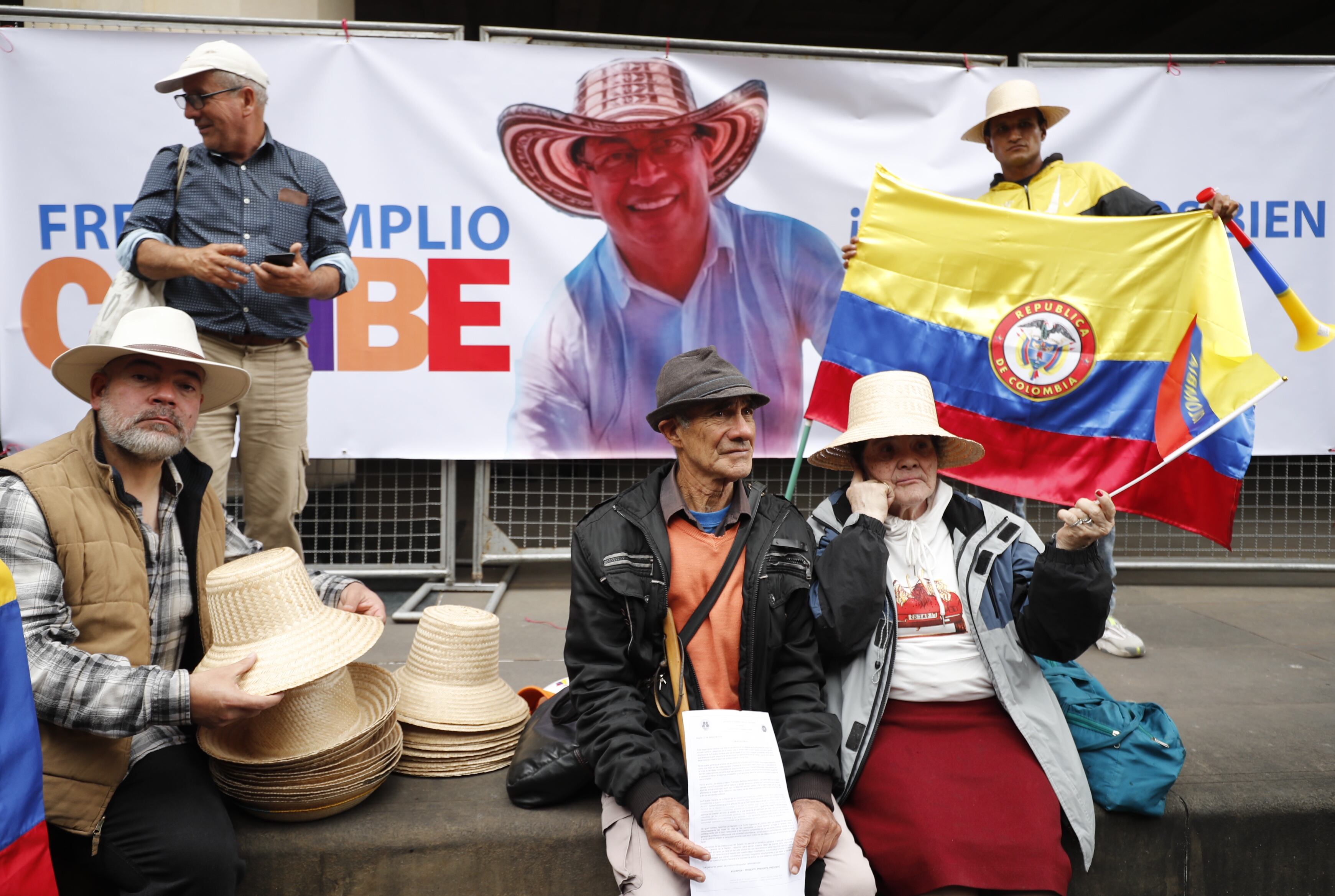 Manifestaciones presionando a la Corte para elegir Fiscal, Fecode