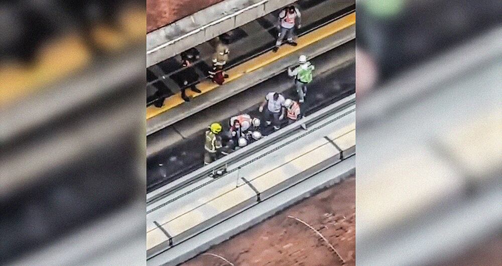 Las unidades de rescate tuvieron que acudir al lugar, luego de que la mujer decidiera lanzarse junto a su pequeña hija.