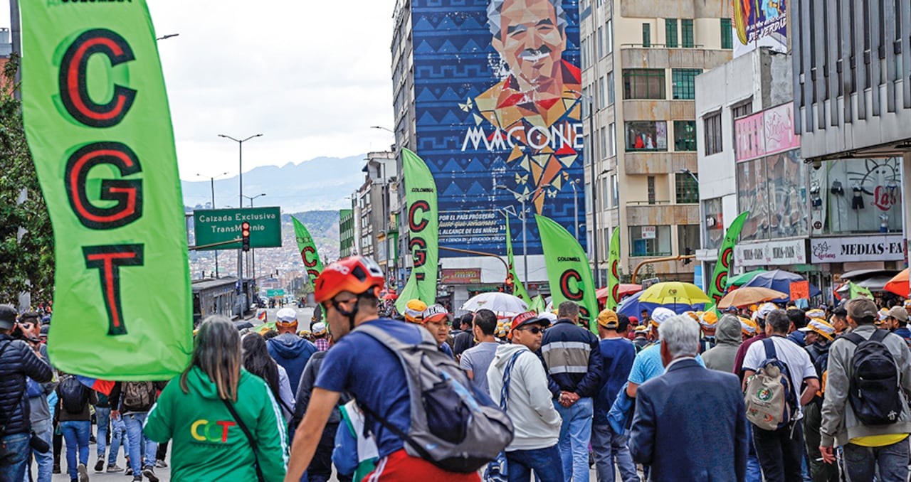 Históricamente, el 1 de mayo las centrales sindicales han salido a marchar por el Día del Trabajo.