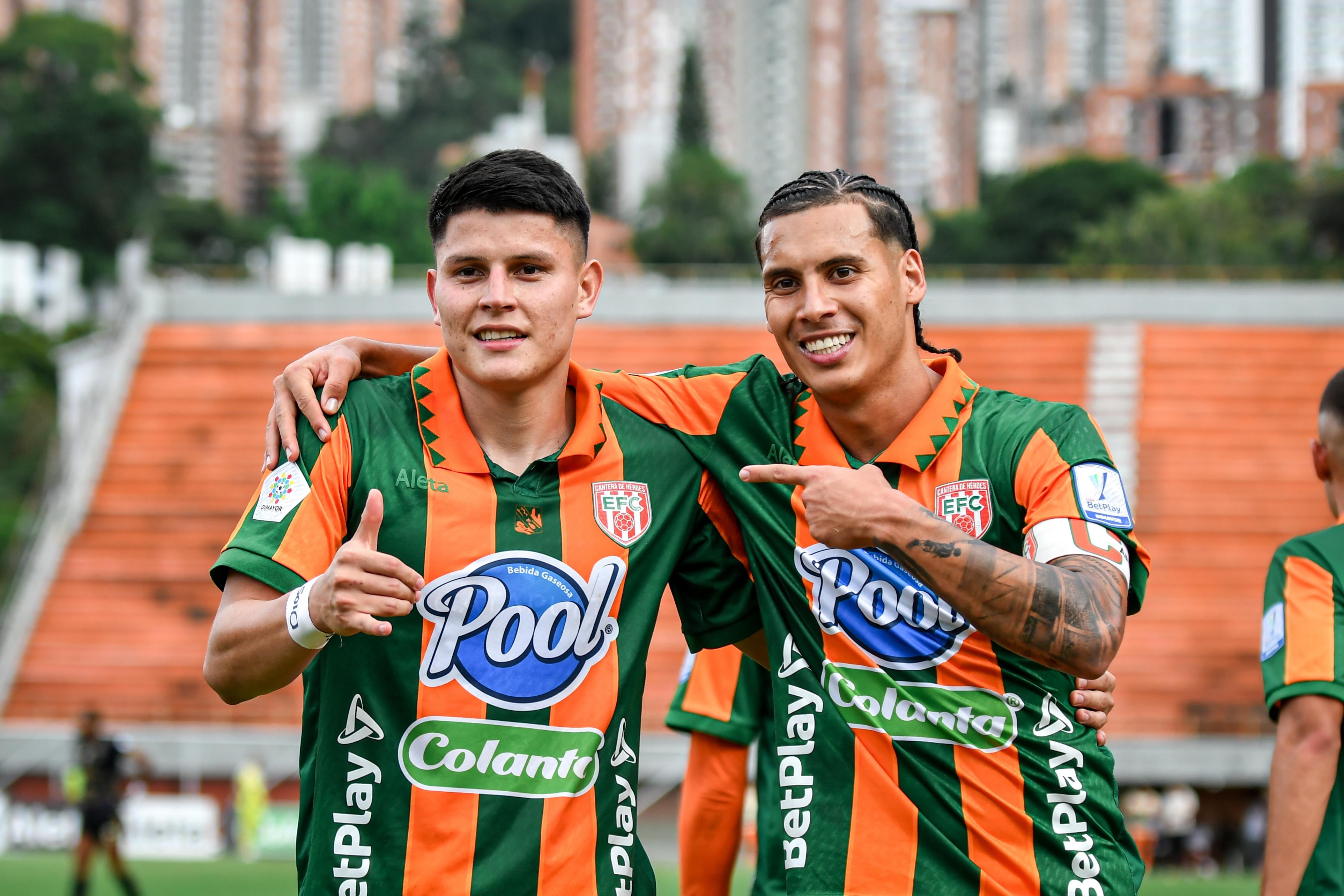 Daniel Arcila (izq.) es nuevo jugador de Club León