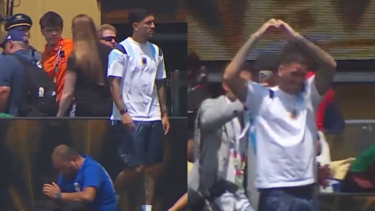 Leandro Paredes y Rodrigo de Paul haciendo su 'ritual' de caramelos.
