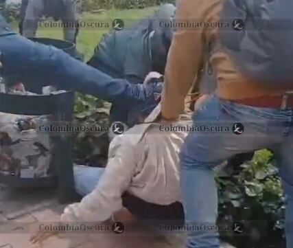 Algunos vecinos y peatones que presenciaron el intento de hurto decidieron actuar por su cuenta