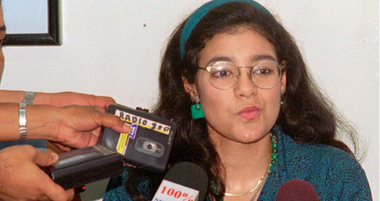 Zoilamérica Narváez Murillo, hija de Rosario, denunció en 1998 que Daniel Ortega la violó. Su madre la desmintió, la calificó de loca y la persiguió hasta llevarla al exilio.