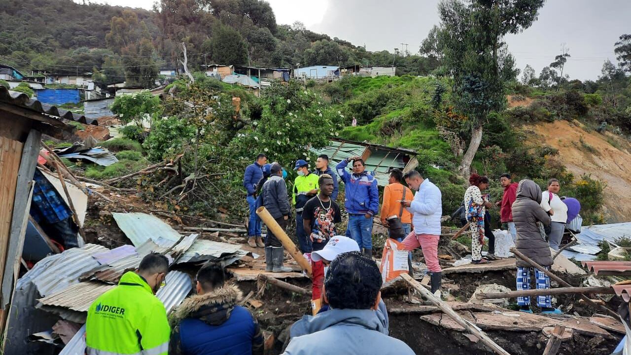 La emergencia ocurrió en el barrio Tocaimita en la localidad de Usme y dejó 50 familias sin casas.