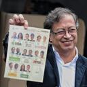 Gustavo Petro votación, vota, voto Petro