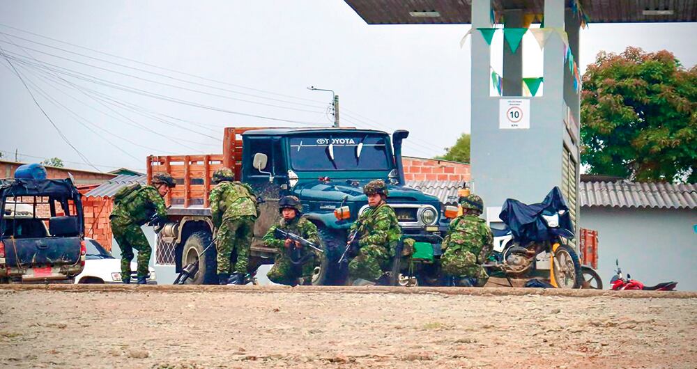 La información obtenida por los organismos de Inteligencia del Estado era alarmante. Con esa masacre de militares pretendían enviar un duro mensaje al Gobierno nacional. 