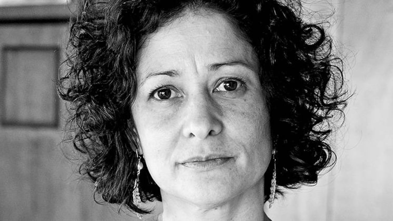 Pilar Quintana es autora de las novelas 'Cosquillas en la lengua', 'Coleccionistas de polvos raros' y 'Conspiración Iguana'. Crédito: Danilo Costa.
