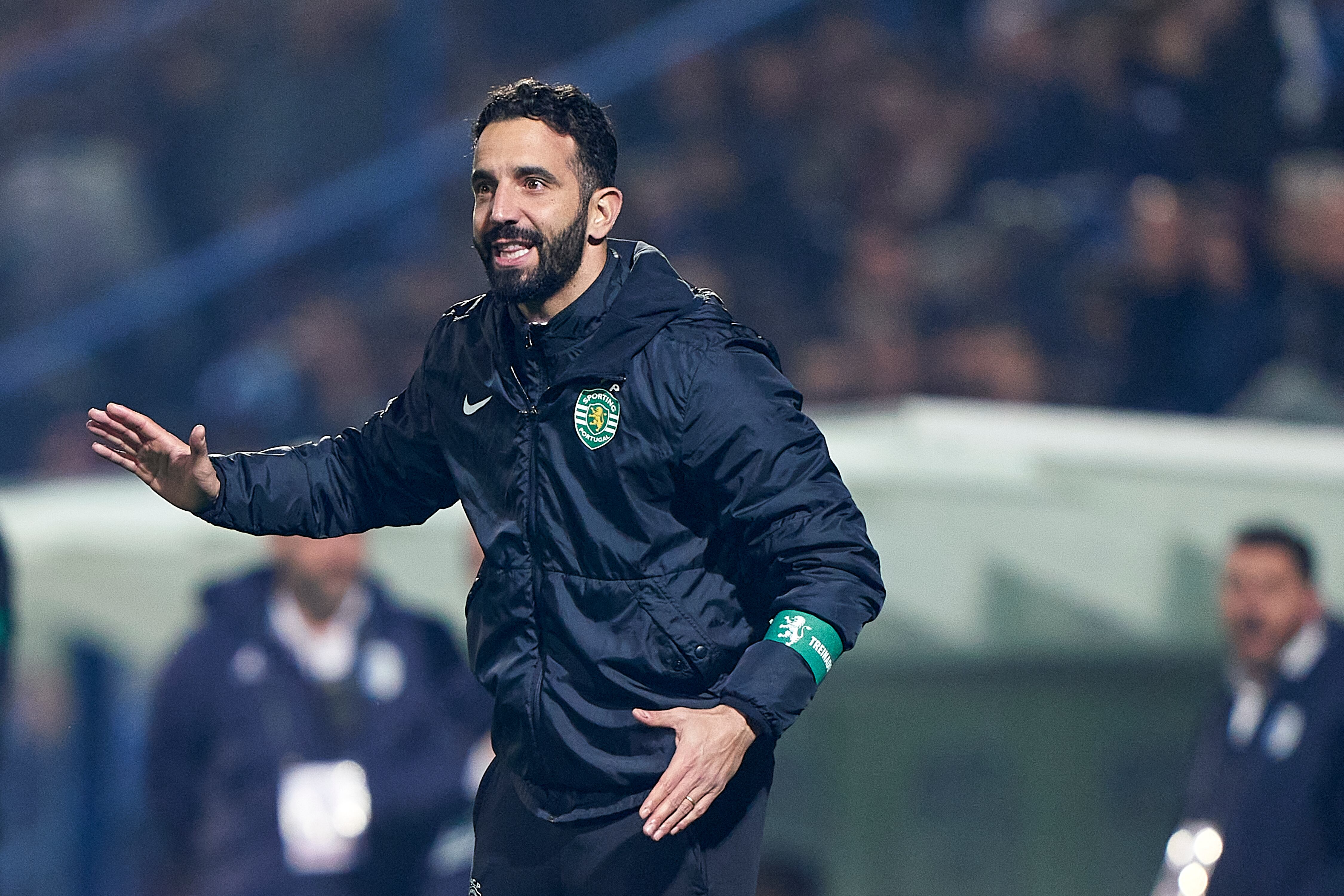 VIZELA, PORTUGAL - JANUARY 18:  Ruben Amorim, Head Coach of Sporting CP reacts during the Liga Portugal Betclic match between FC Vizela and Sporting CP at Estadio do FC Vizela on January 18, 2024 in Vizela, Portugal. (Photo by Jose Manuel Alvarez/Quality Sport Images/Getty Images)