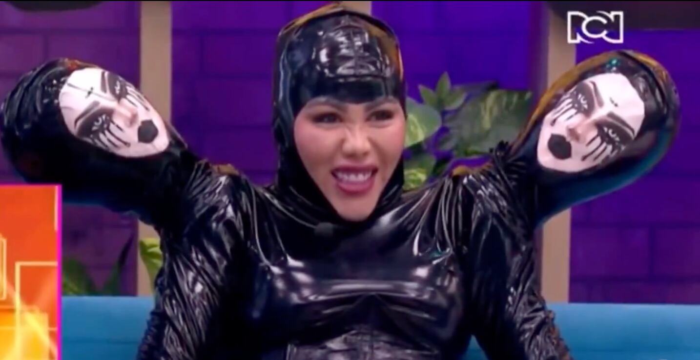 Yina Calderón recibió críticas por su vestuario de tres cabezas en el domingo de eliminación
