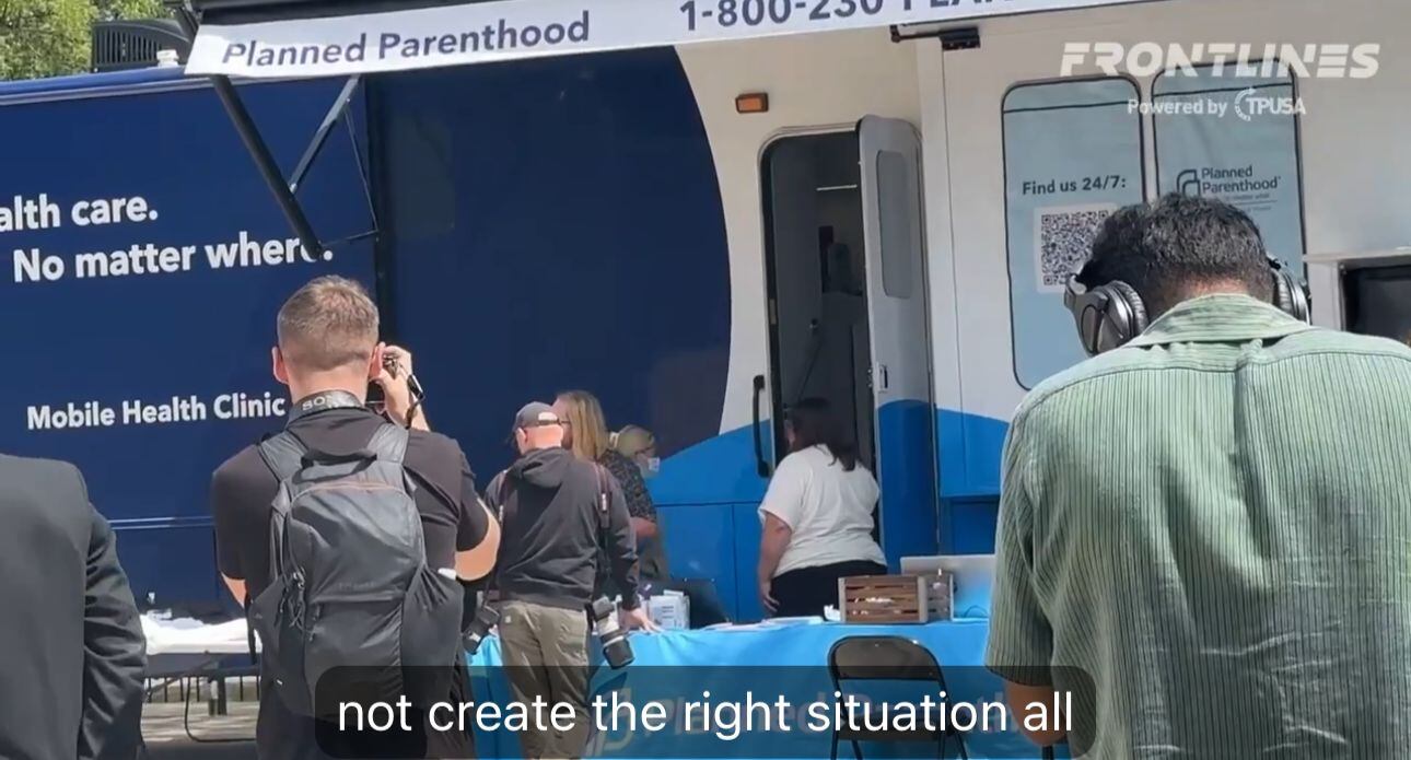 Las personas solo tenían que llenar un formulario correspondiente al procedimiento que quería realizarse