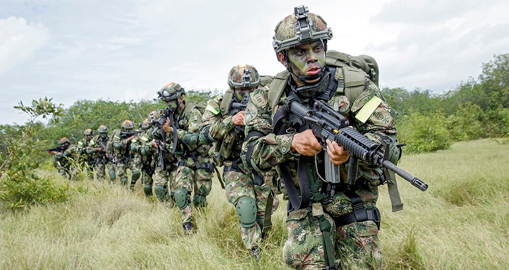 Los misiles Spike son vitales en el Ejército para defender la soberanía nacional ante un ataque externo. Los proyectiles son capaces de destruir tanques enemigos. En 2024 se usaron en una operación contra las disidencias de las Farc que dejó 15 muertos. 