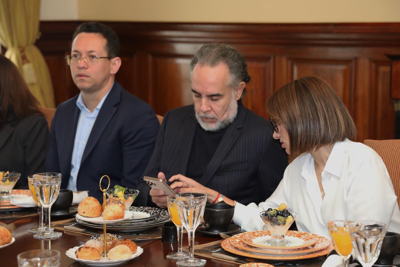 Armando Benedetti y Laura Sarabia.