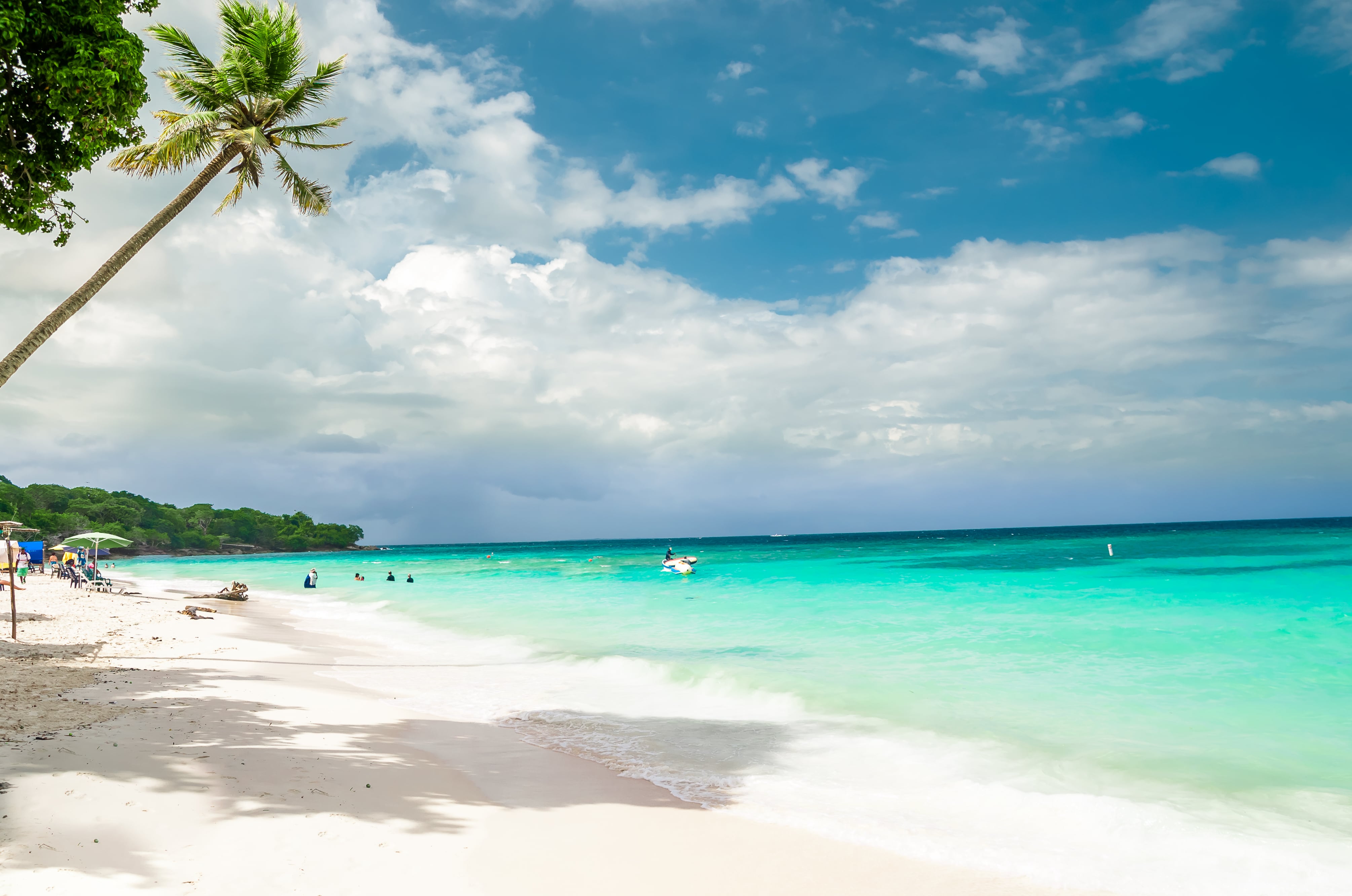Playa blanca en Isla de Barú