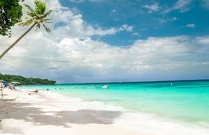 Playa blanca en Isla de Barú