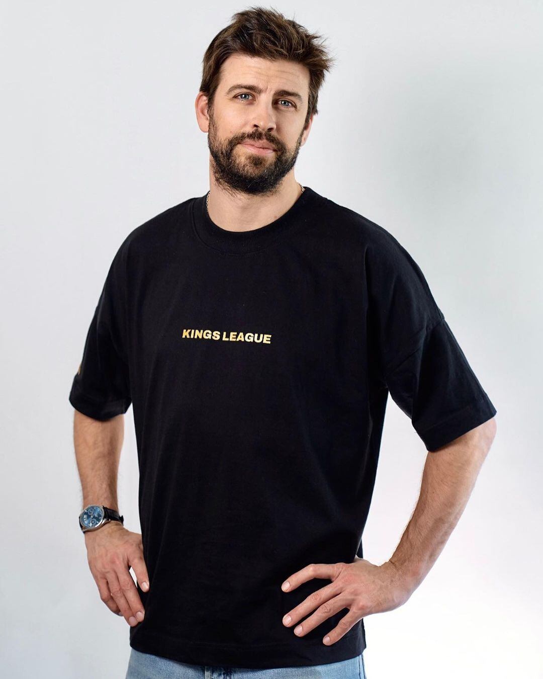 El exfutbolista sirvió de modelo para su línea de ropa