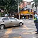 Vigilancia del pico y placa en Medellín.