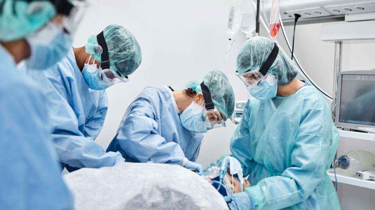 Es un relato que atrapa de principio a fin, una historia real de lo que viven cientos de personas en el mundo por cuenta de la pandemia. Esta vez, el escenario fue el Hospital San José de Popayán, a 15 minutos de Timbío, Cauca.