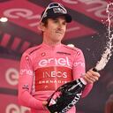 Geraint Thomas salvó una vez más la maglia rosa