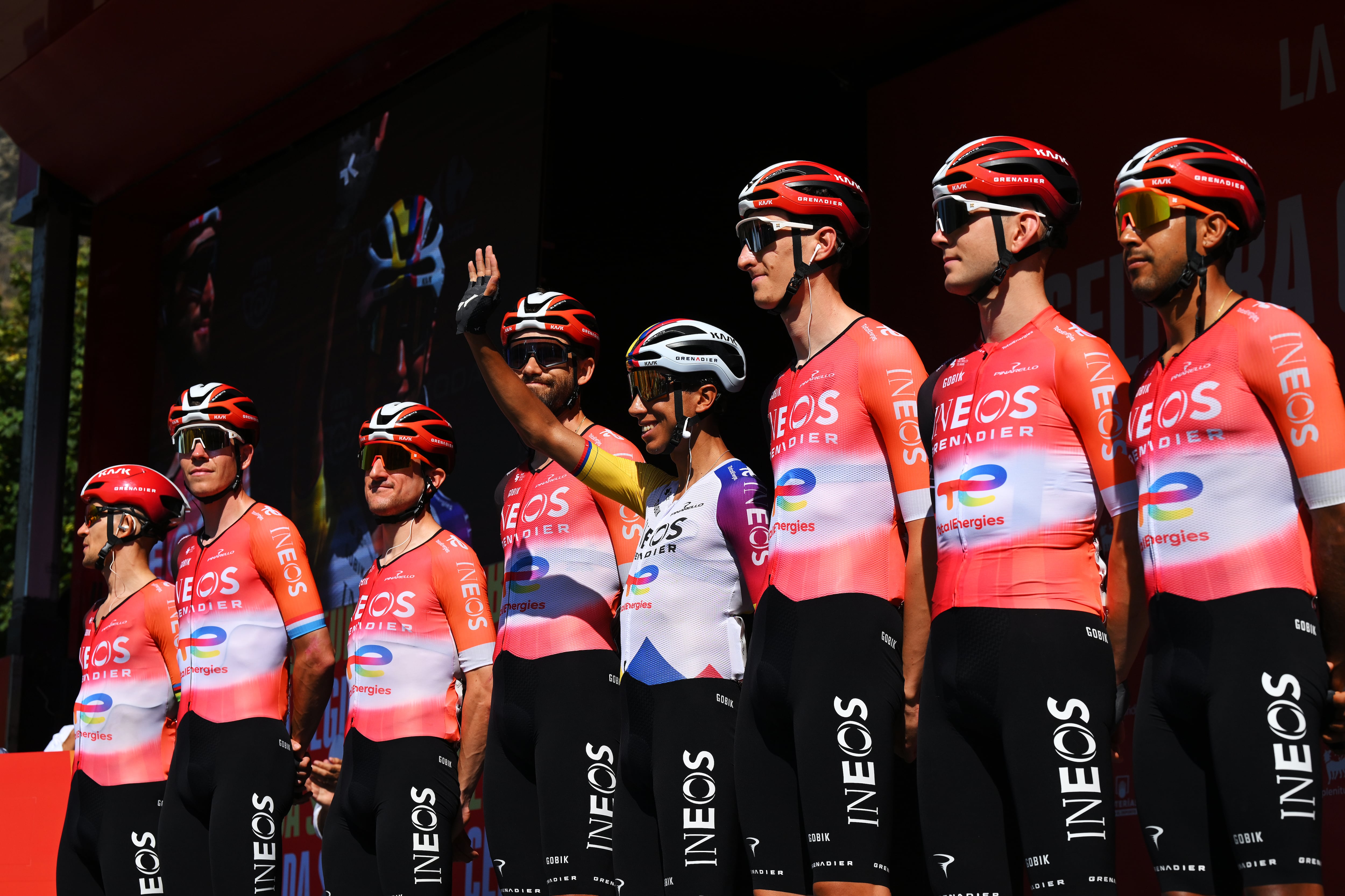 BRUZOLO DI SUSA, ITALY - AUGUST 26: A general view of Magnus Sheffield of The United States, Egan Bernal of Colombia, Filippo Ganna of Italy, Bob Jungels of Luxembourg, Michal Kwiatkowski of Poland, Victor Langellotti of Monaco, Brandon Smith Rivera of Colombia, Ben Turner of Great Britain and Team INEOS Grenadiers prior to the La Vuelta - 80th Tour of Spain 2025, Stage 4 a 206.7km stage from Susa to Voiron / #UCIWT / on August 26, 2025 in Bruzolo di Susa, Italy. (Photo by Tim de Waele/Getty Images)
