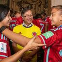 Presidente Gustavo Petro y la selección Colombia femenina sub-17
