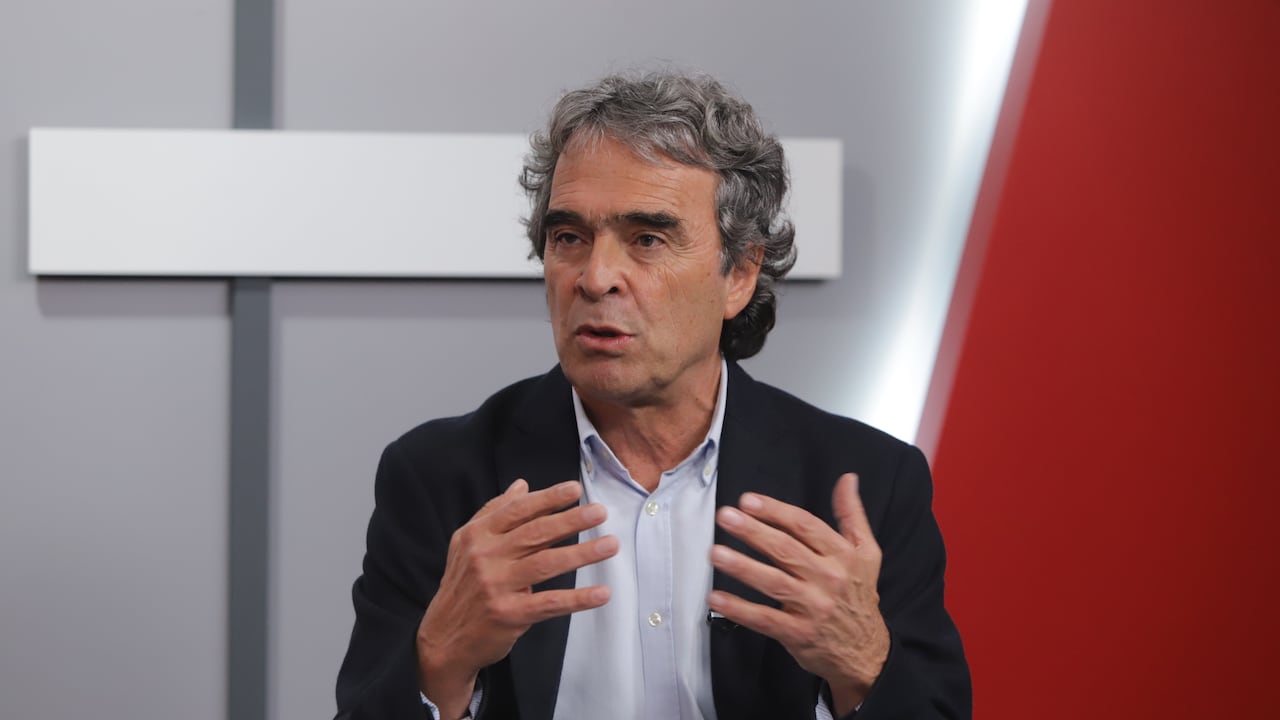 El precandidato presidencial Sergio Fajardo destapó sus cartas sobre el empleo.